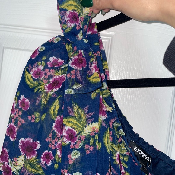 NWT Navy Blue Floral Express Dress - Picture 6 of 10